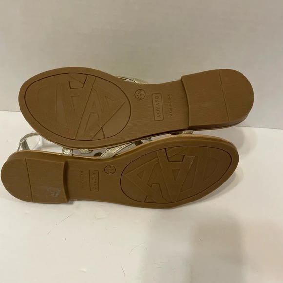 Andiamo gold strappy sandals with flowers size 6 1/2 M - Picture 5 of 7